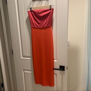 Strapless midi dress.